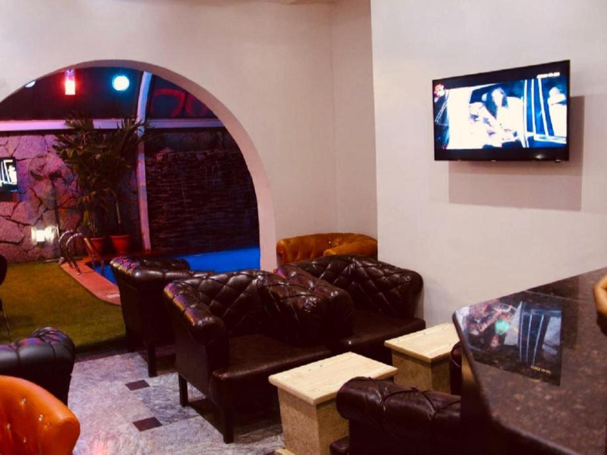 E-Suite Hotel Абуджа Екстер'єр фото