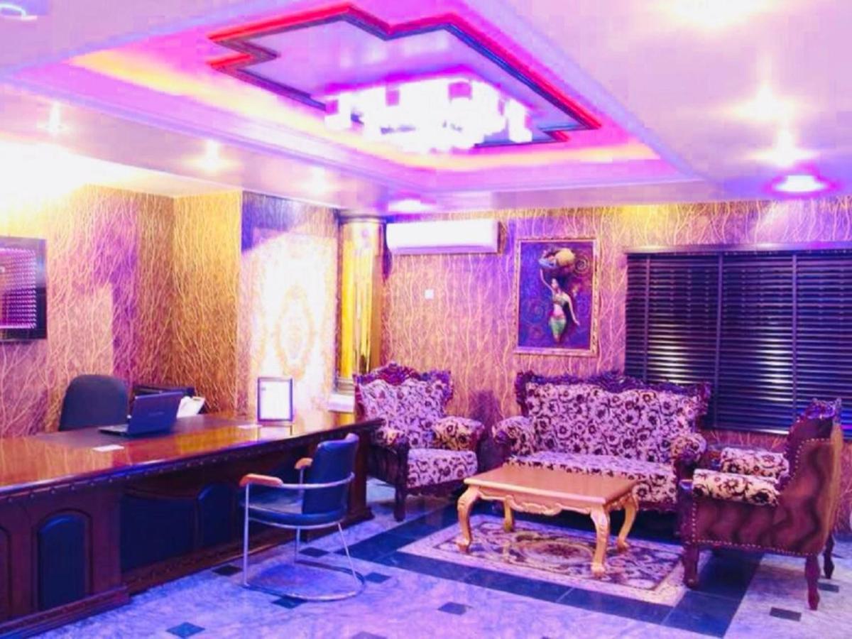 E-Suite Hotel Абуджа Екстер'єр фото